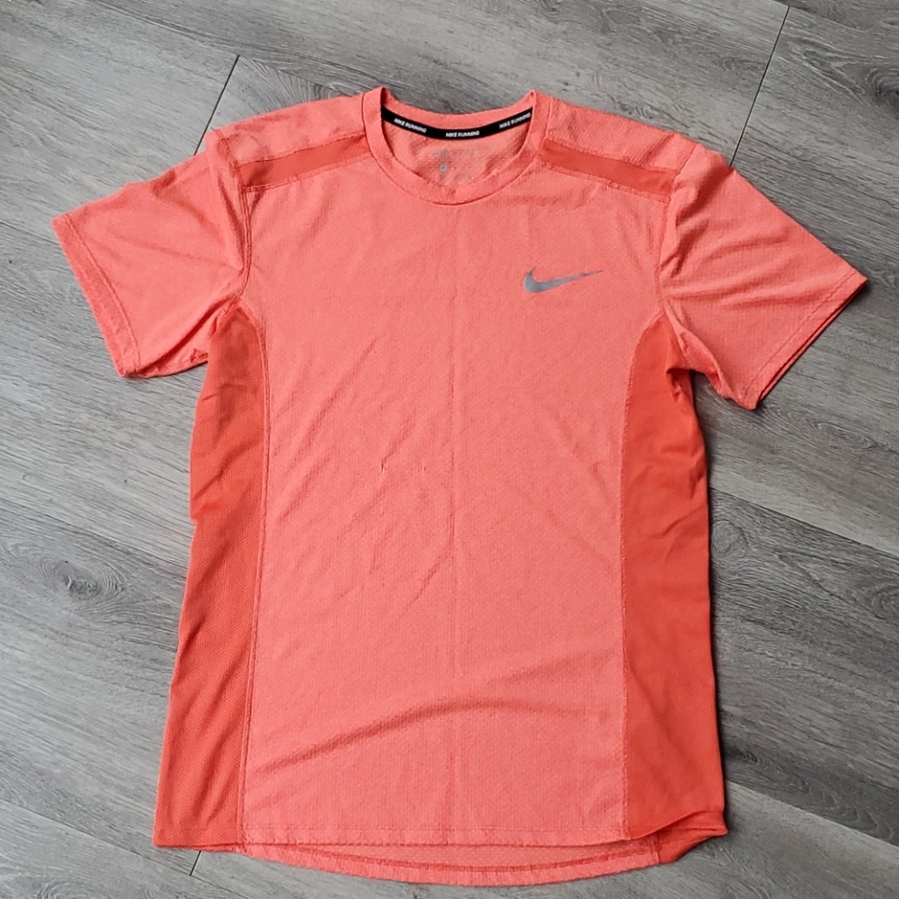 Nike Drifit Runnig Shirt